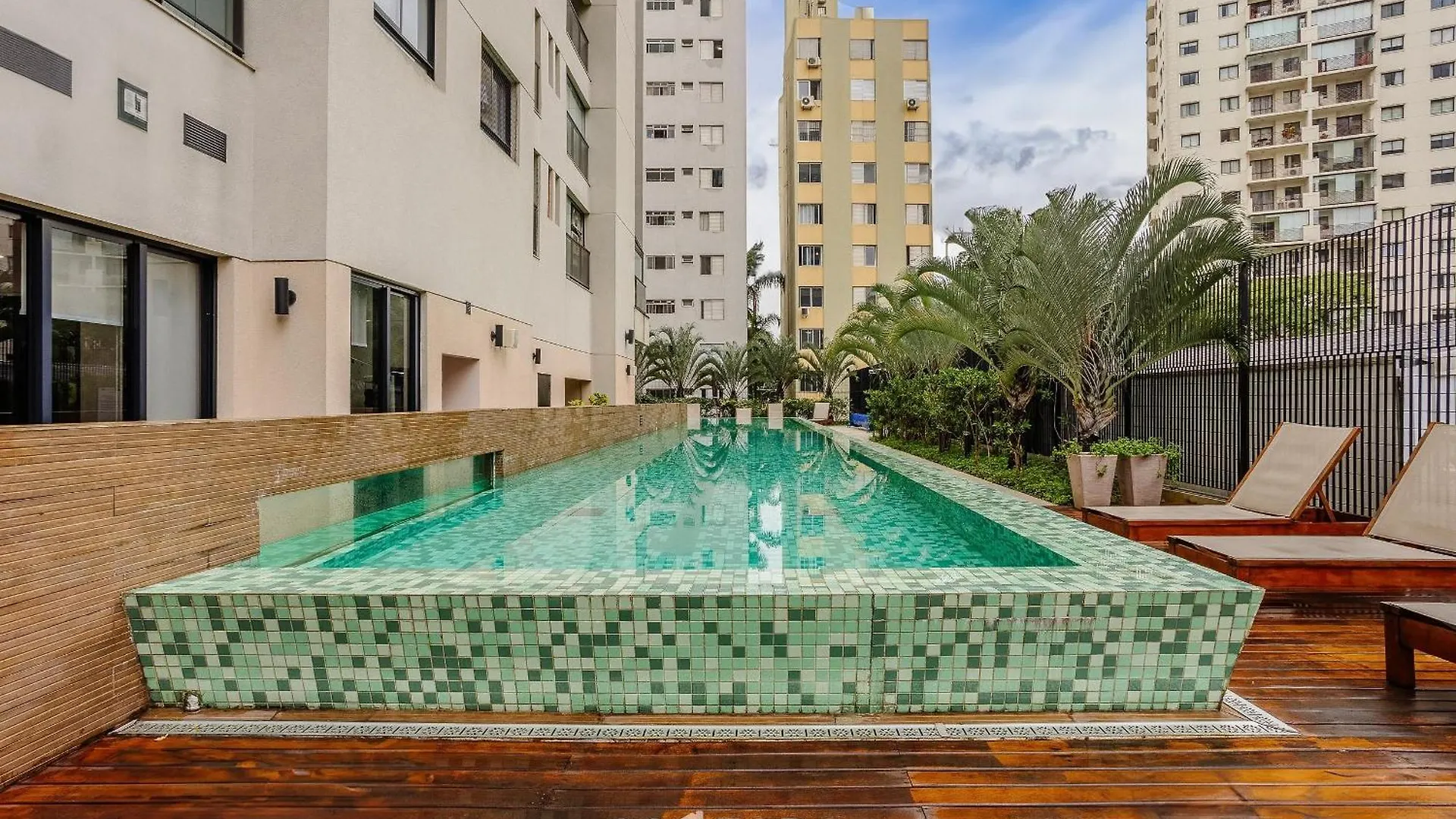 Apto Com Suite E Piscina Na Vila Olimpia | Adc0074 contacts